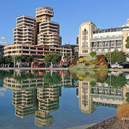 Center Modern Lejlighed *