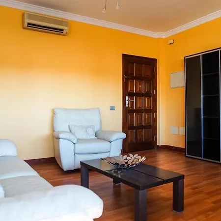 Center Modern Lejlighed *