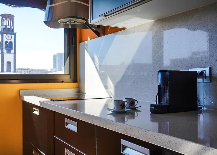 Center Modern 圣克鲁斯-德特内里费