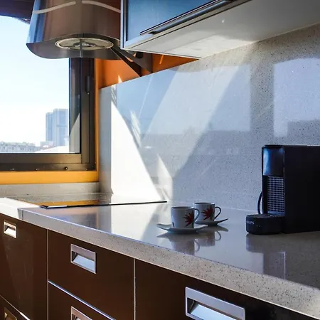 Center Modern Santa Cruz de Tenerife